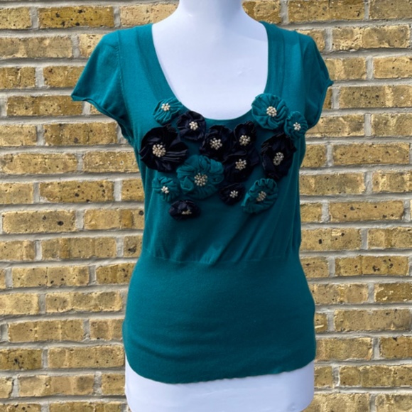 Anthropologie Tops - Anthropologie Teal and Black Rosette Scoop Neck Top Lg